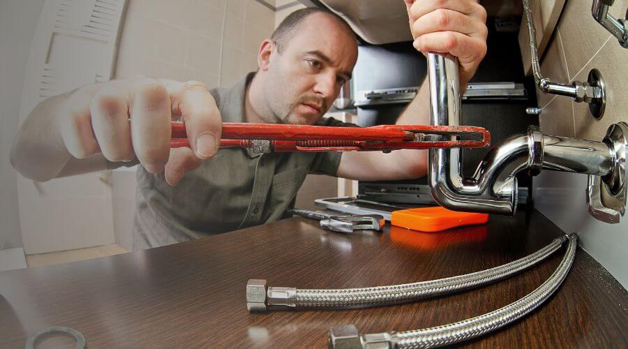 Expert burst pipe repair services in Marysville, KS